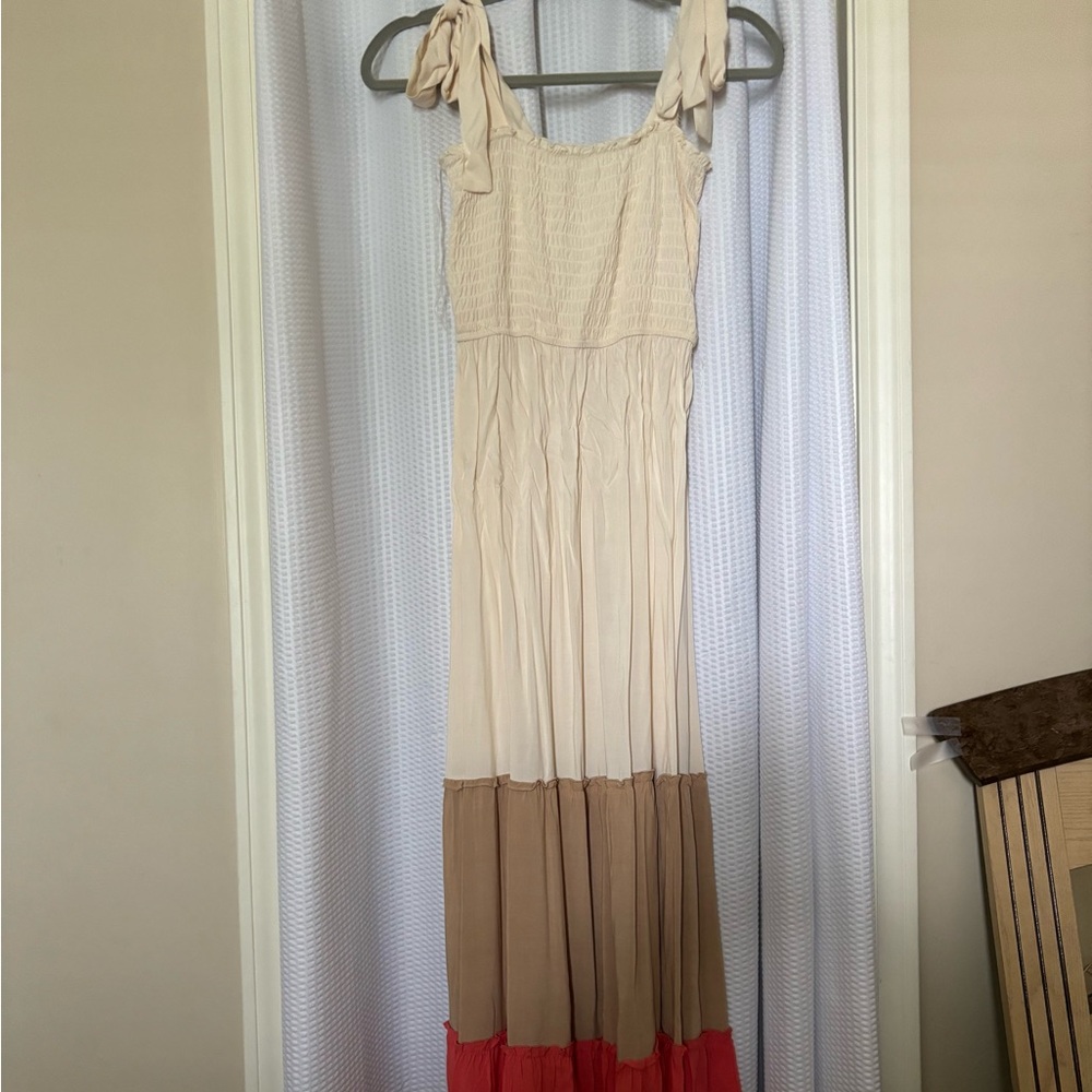 Signify Brand Juniors Dress Size Medium Long Maxi Dress Cream And Orange